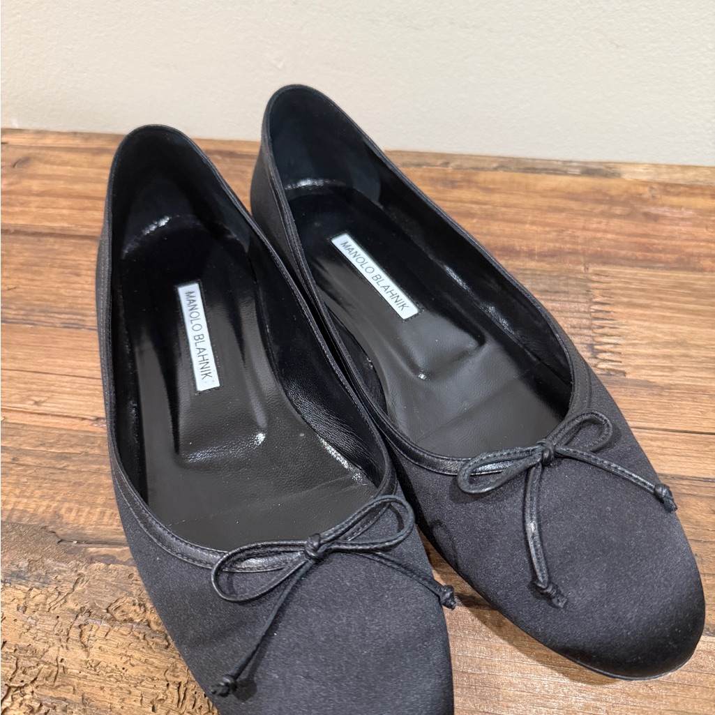Manolo Blahnik Black Satin Bow Flats